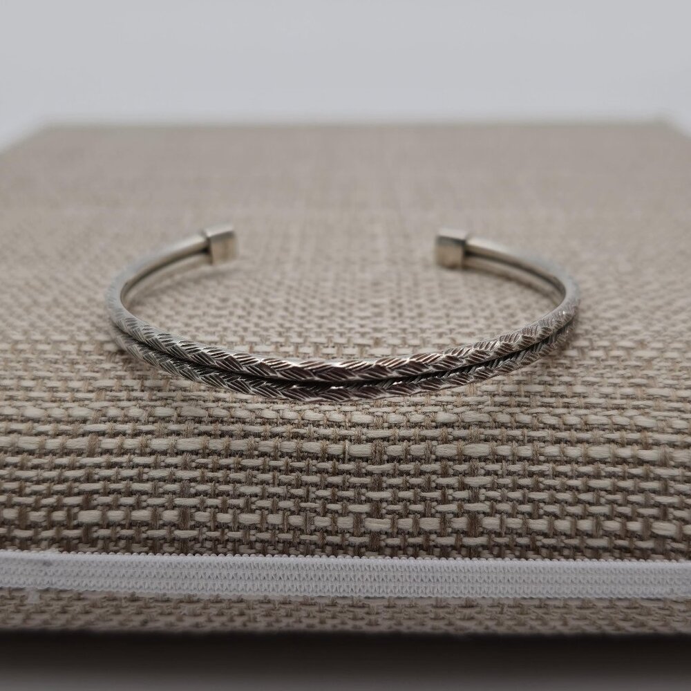 7 Inch Sterling Silver Textured Pattern Cuff Bracelet B387